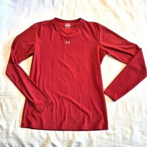 Under Armour women's V neck XXL compression shirt deep red, vguc